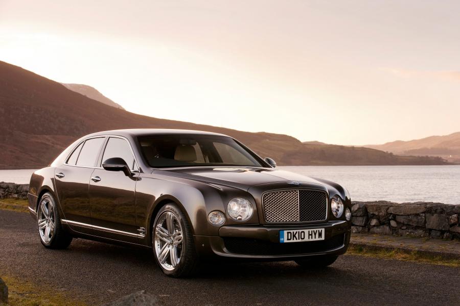  Bentley Mulsanne 2010 года  (фото 17 из 262)